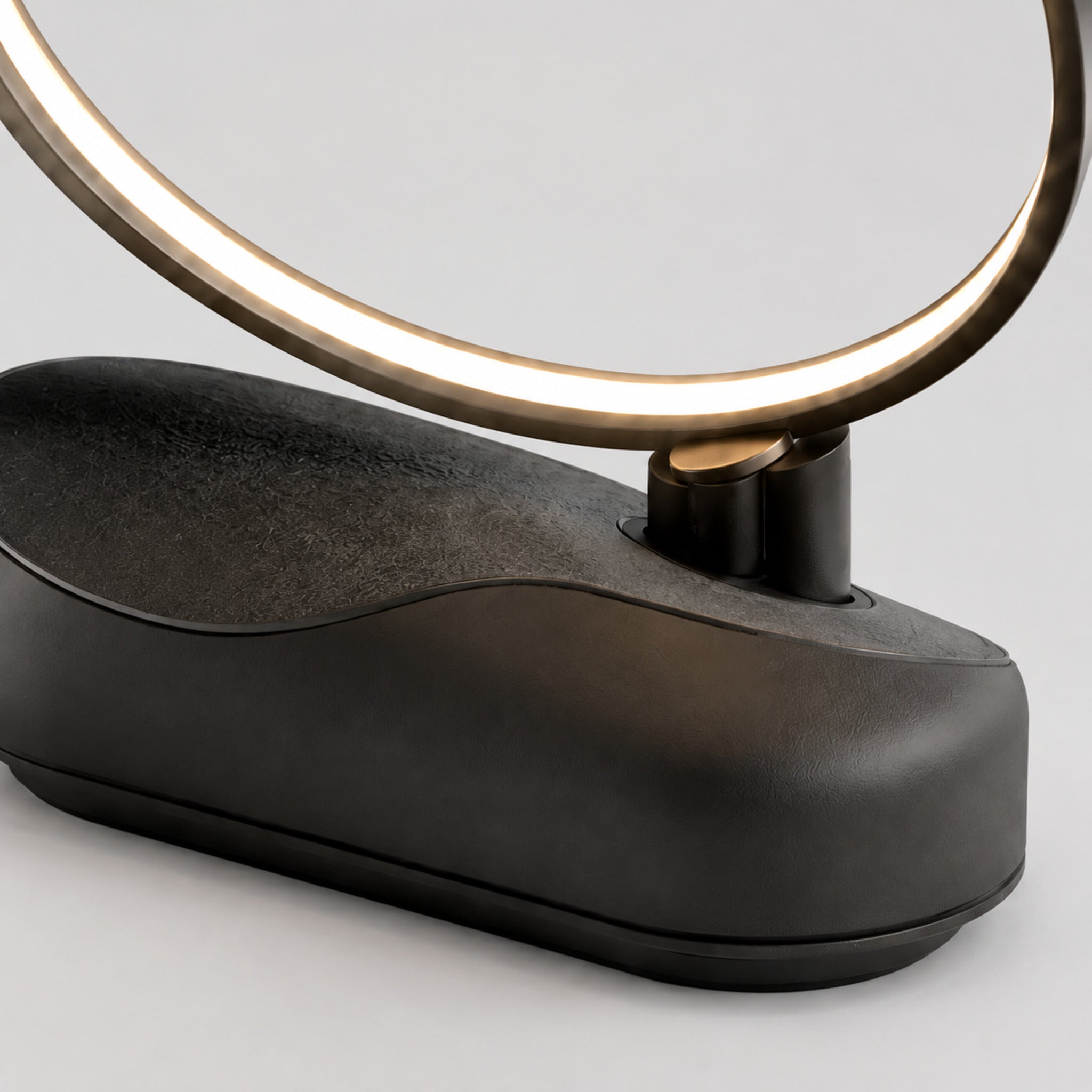 Lampe de table LED Halo Obsidienne – Éclairage d’ambiance design noir
