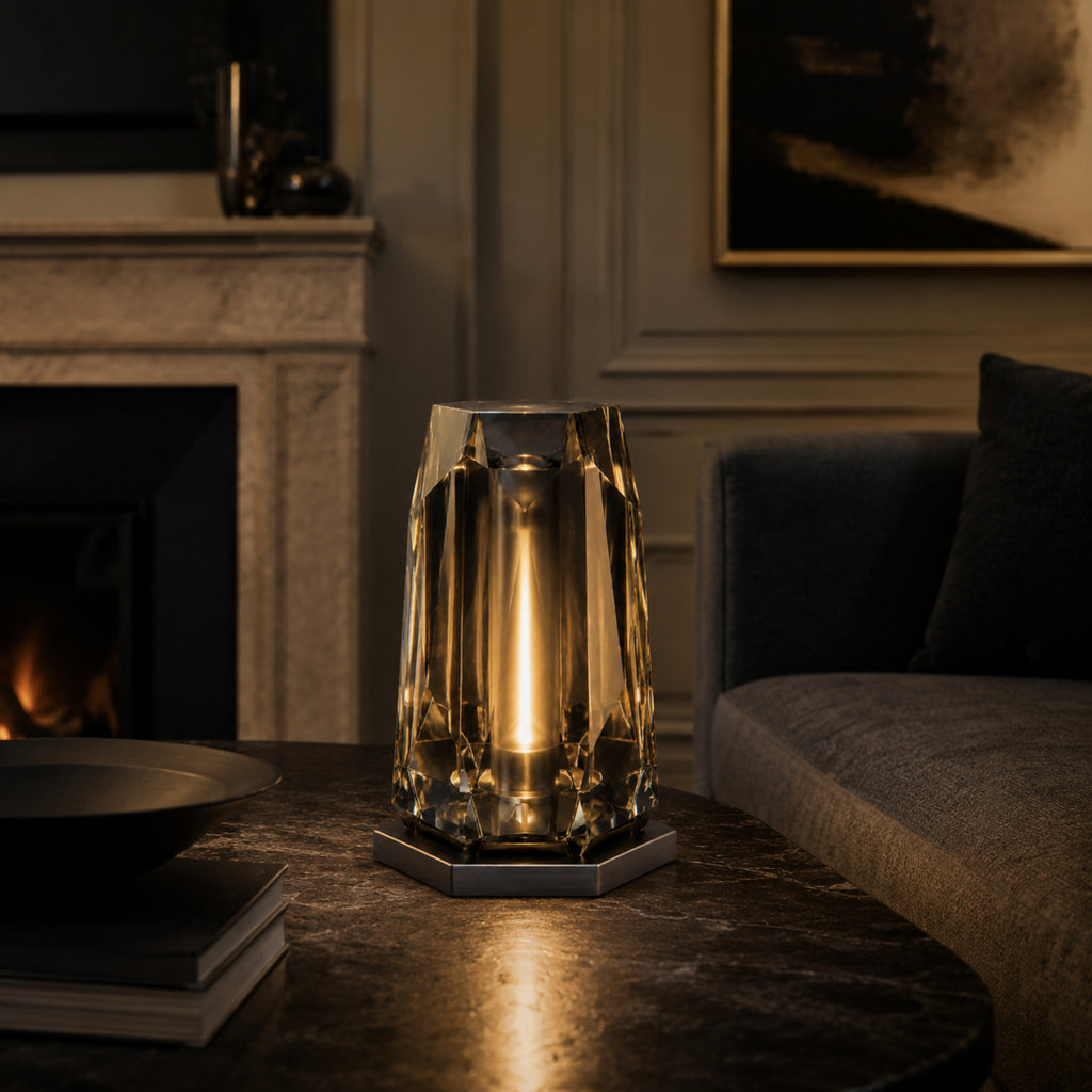 Lampe LED Prisme Fumé – Luminaire d’ambiance en verre graphite